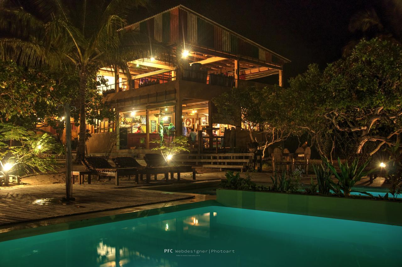 Mozambeat Motel Tofo Экстерьер фото