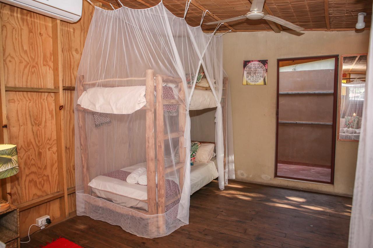 Mozambeat Motel Tofo Номер фото