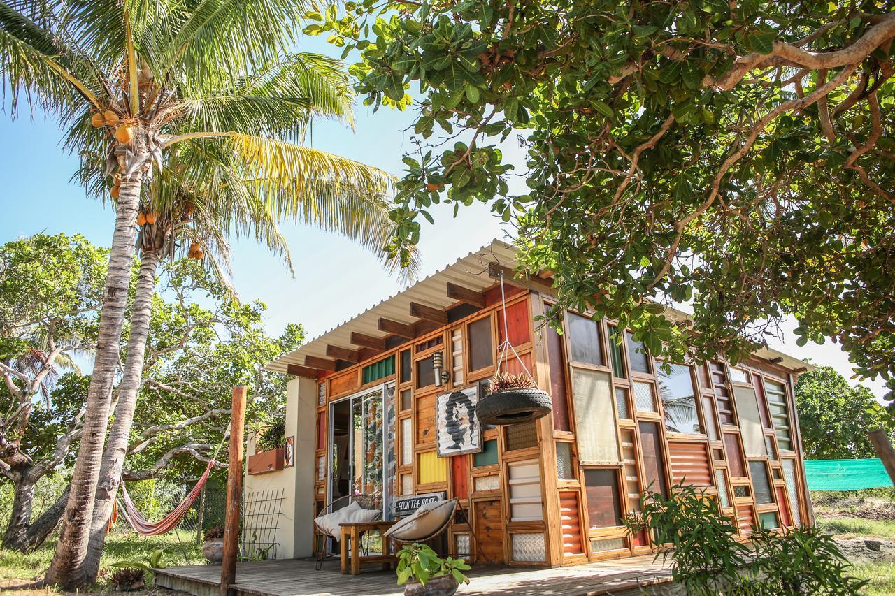 Mozambeat Motel Tofo Экстерьер фото